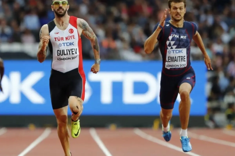 Turk verrast Van Niekerk en Makwala compleet in 200 meter!